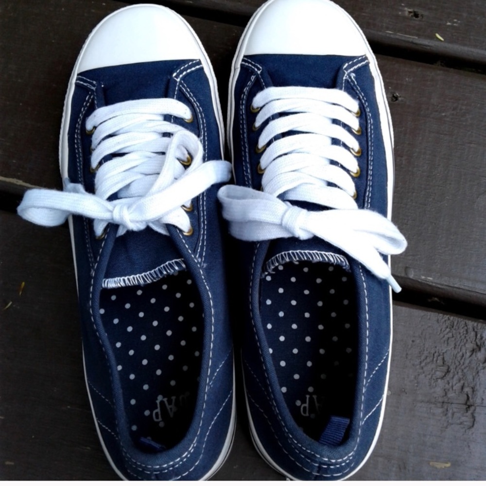 Girls-Womens GAP sneakers